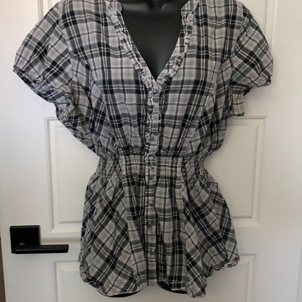 Grey and black plaid torrid top